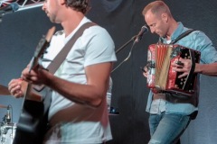 3C442513-1D30-4B72-96F3-5C11DB00F069