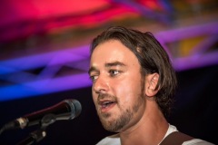 F9901919-35A6-4D73-99C8-35DA0DC6A3ED